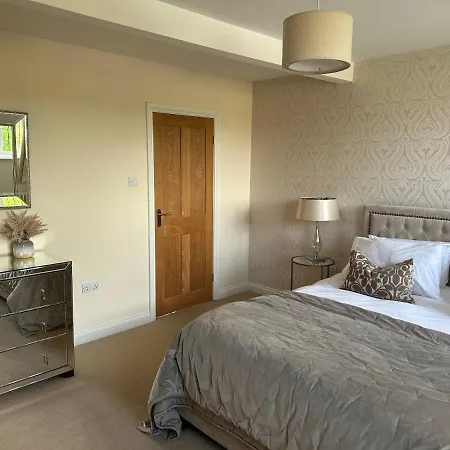 Grove * Scalby (North Yorkshire)